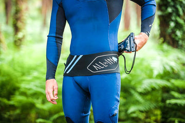 SALTY BELT: AT LAST, A WATERPROOF SPORTS BELT FOR SURFERS!