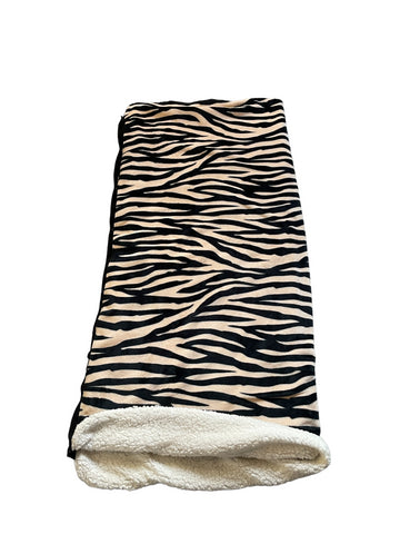 Plaid Deken - Jacquard Donker Roze Zebra / Zwart Wafel Eén Maat