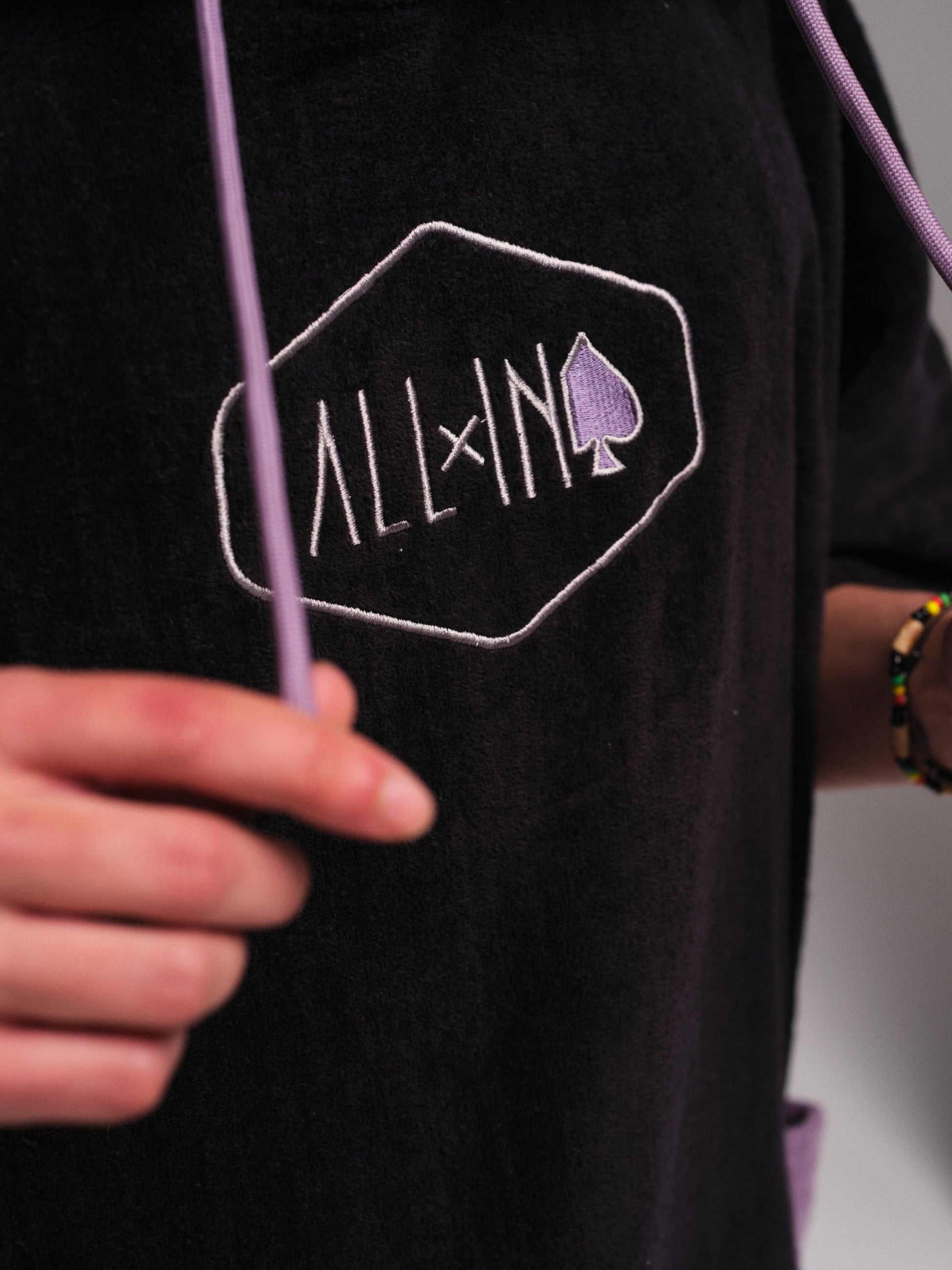V Poncho Flash Line - Zwart Nirvana Eén maat