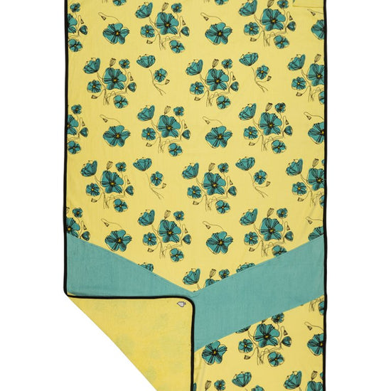 Large Towel - Coquelicot / Aqua One Size
