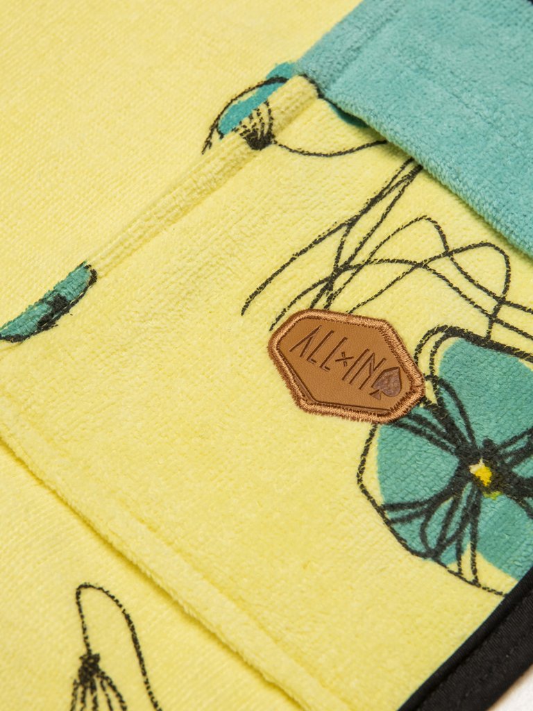 Large Towel - Coquelicot / Aqua One Size