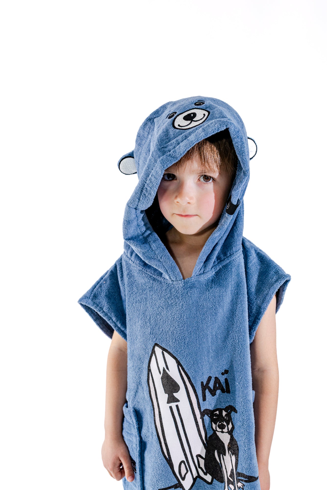 Poncho surf bébé ALL-IN Kaï Surf Blue capuche avec oreilles, illustration Kaï et sa planche, 2-6 ans