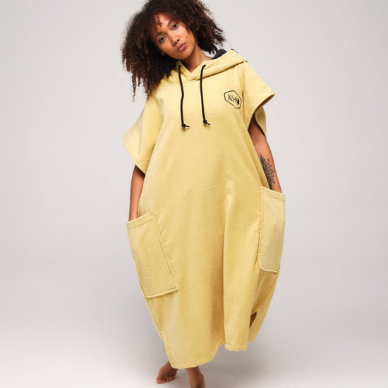 Poncho Clásico Flash - Paja Talla Única