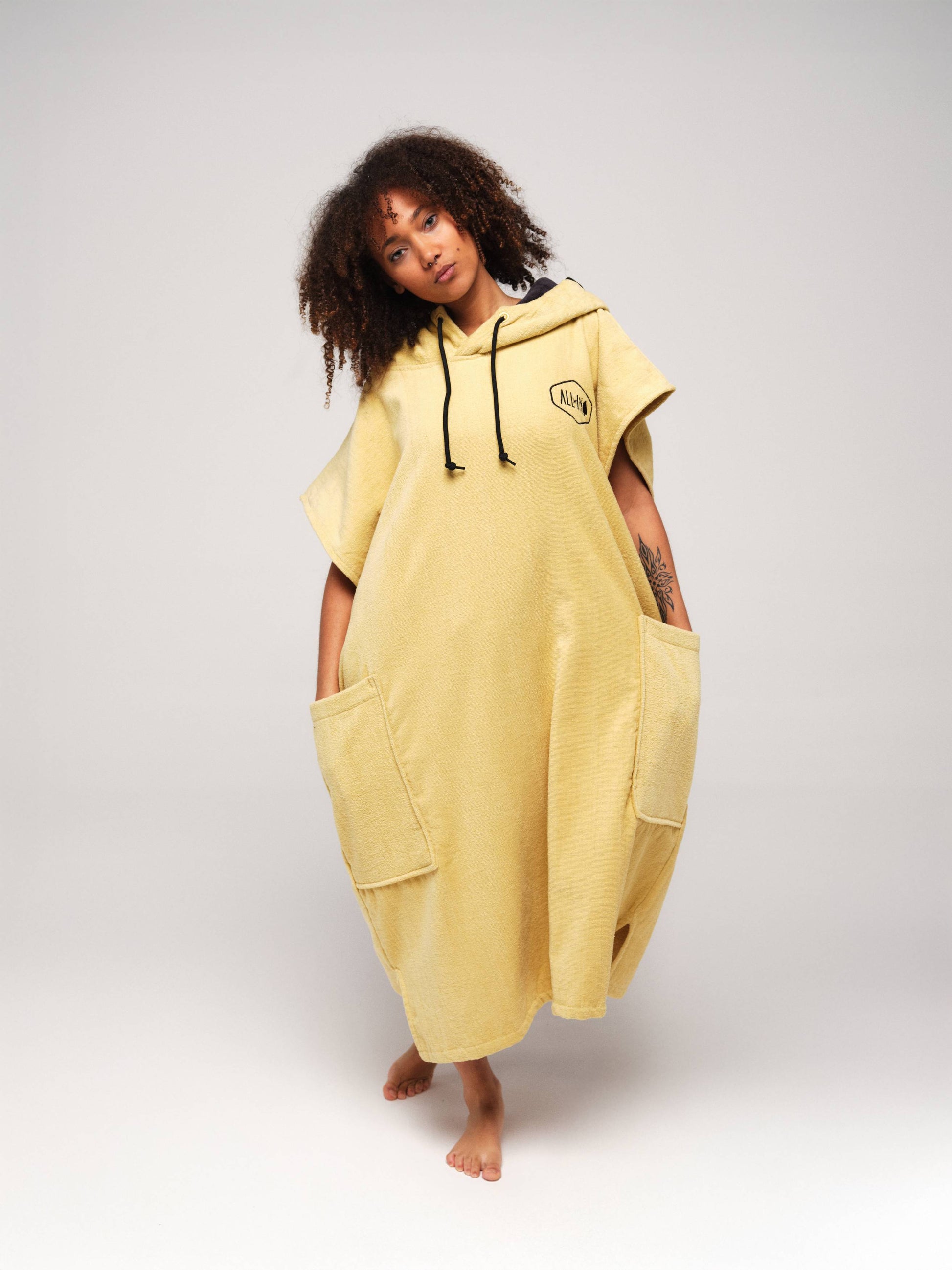 Poncho Clásico Flash - Paja Talla Única