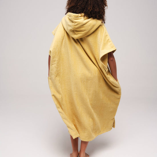 Poncho Clásico Flash - Paja Talla Única