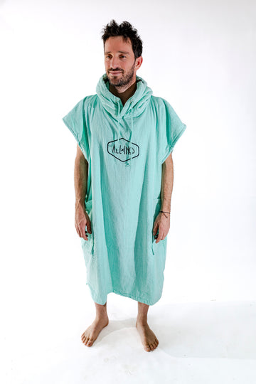 Poncho de surf ALL-IN Classic Mint, vue de face, éponge coton uni vert menthe, SS26