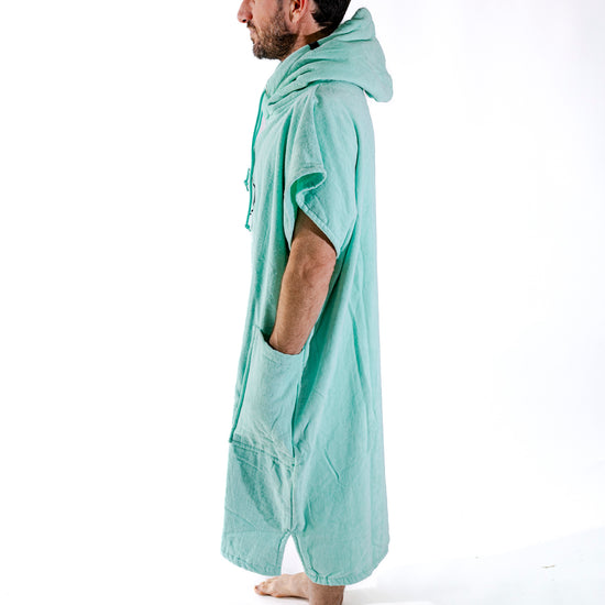 Poncho surf à capuche ALL-IN Classic Mint, vue profil, coton éponge OEKO-TEX vert menthe