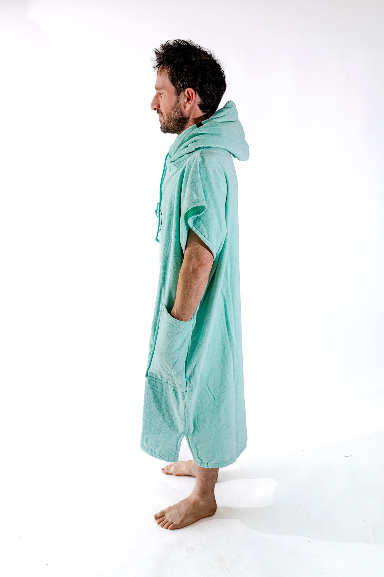 Poncho surf à capuche ALL-IN Classic Mint, vue profil, coton éponge OEKO-TEX vert menthe