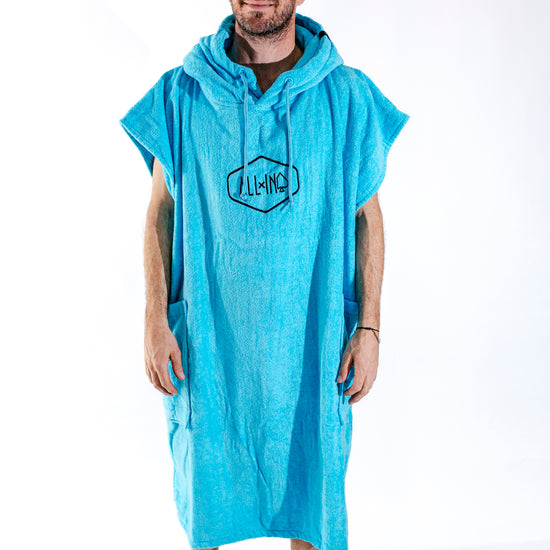 Poncho de surf ALL-IN Classic Turquoise, vue de face, éponge coton uni turquoise, SS26