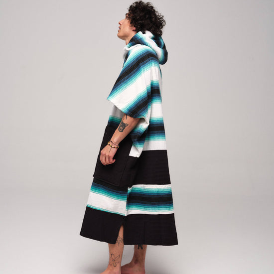 V Poncho Beach Crew - Rayas Talla Única