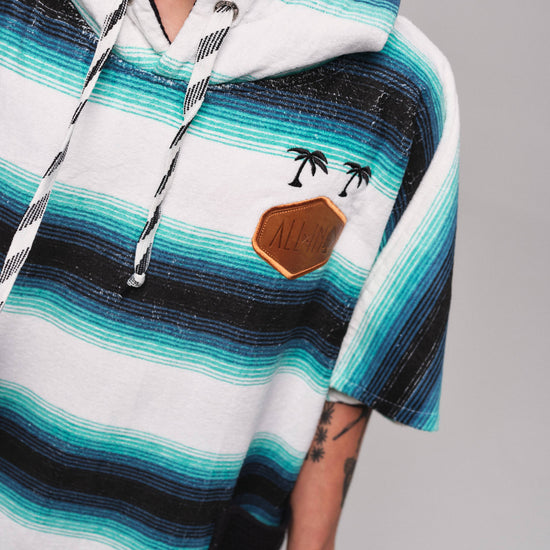 V Poncho Beach Crew - Rayas Talla Única