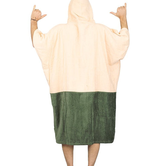 V Poncho Beach Crew - The Wild One Size