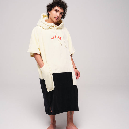 V Poncho - Bad Cat One Size