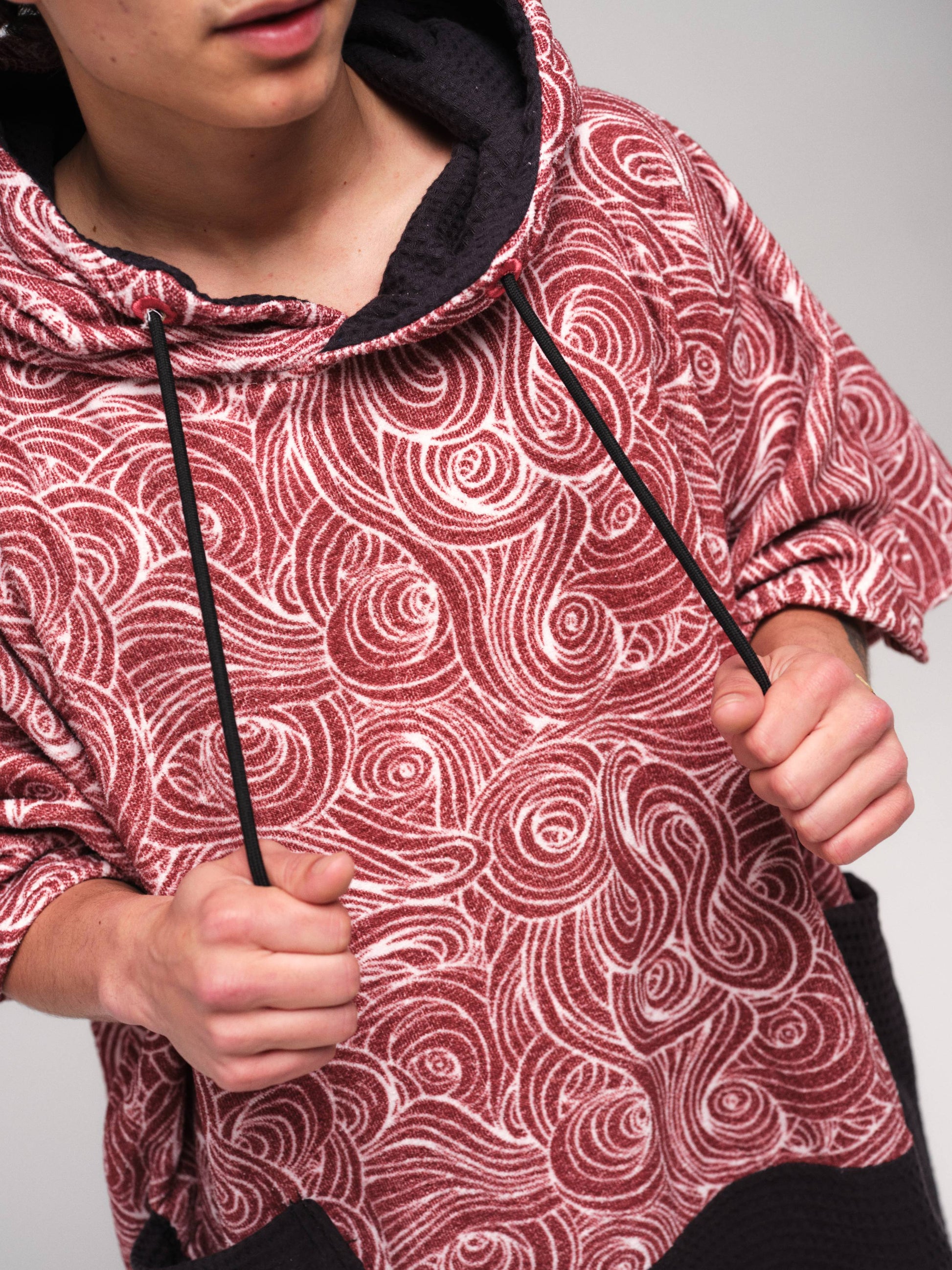 V Poncho - Japanese Red One Size