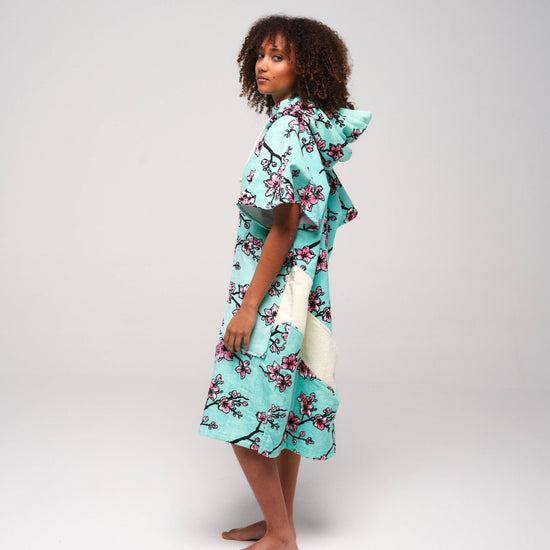 Poncho V - Cerezo Talla Única