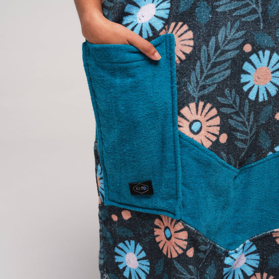 V Poncho - Floral Blue One Size