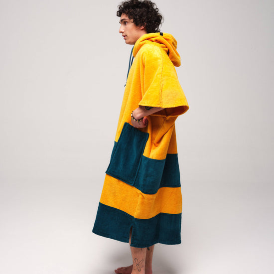 V Poncho Beach Crew - Oro Verde Una Talla