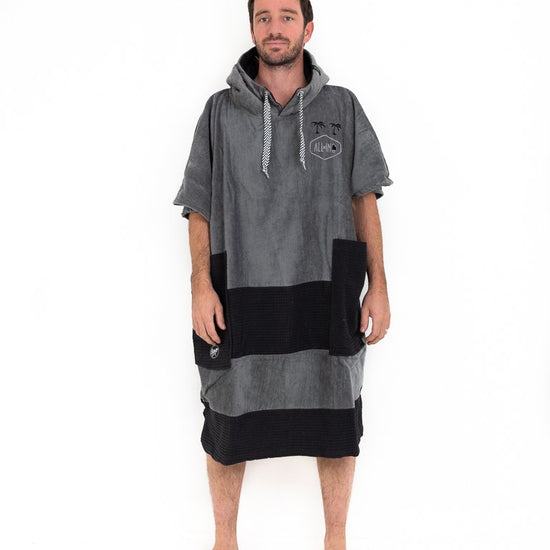 V Poncho Beach Crew - Charcoal / Black Waffle One Size