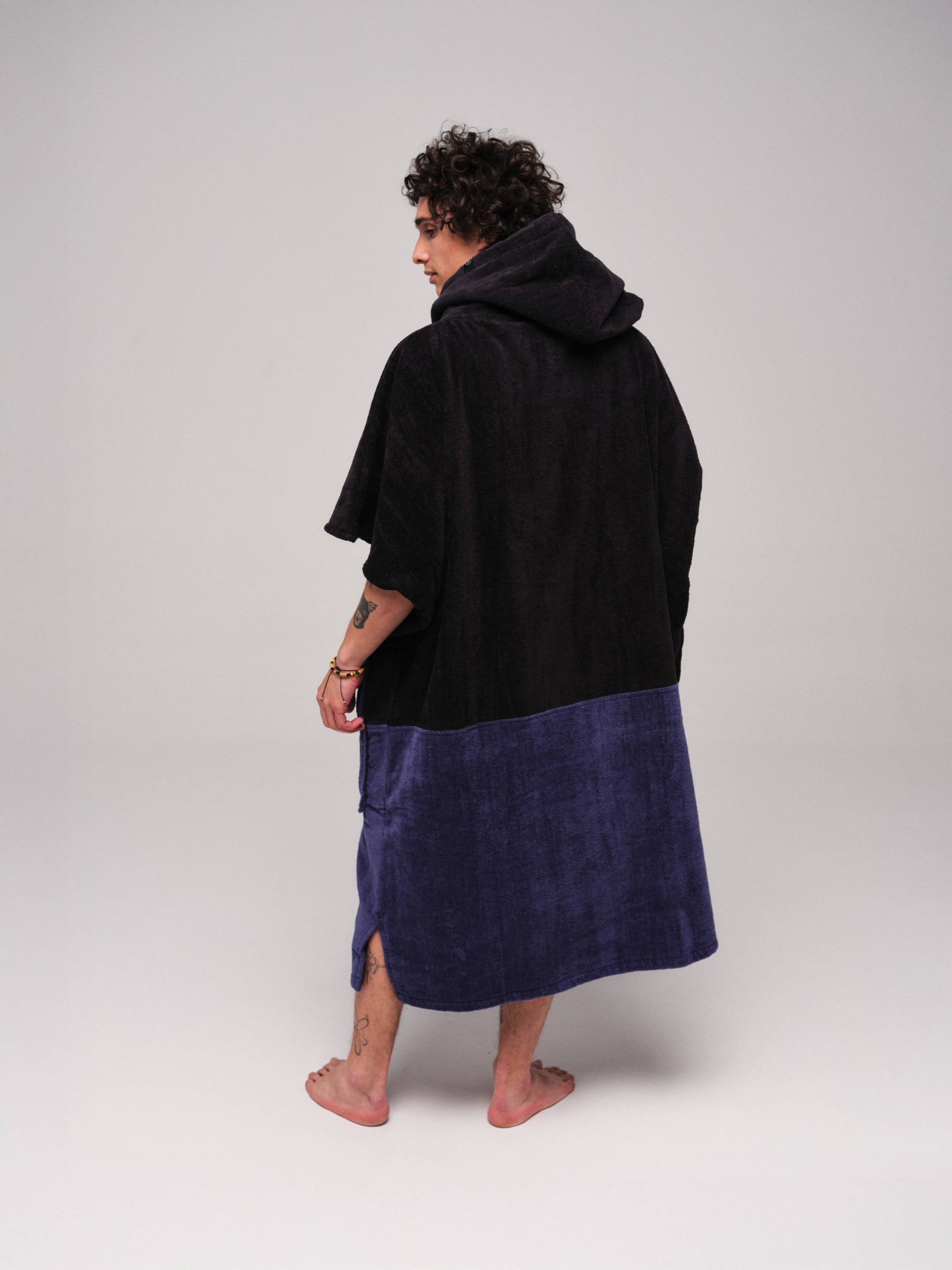 V Poncho Flash Line - Black Navy One Size
