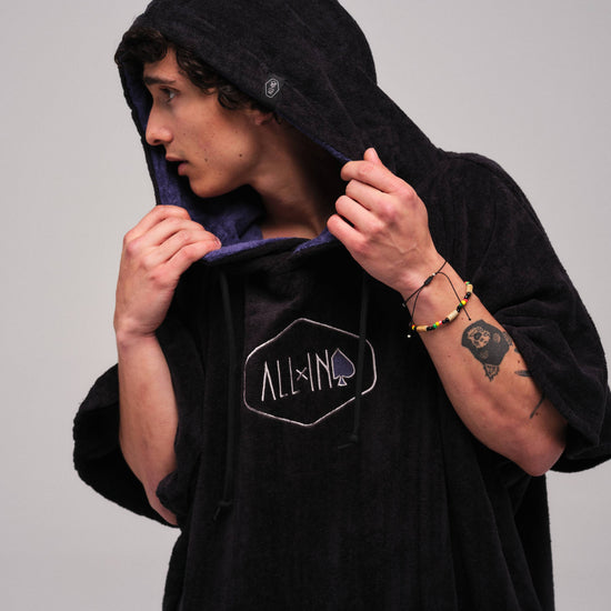 V Poncho Flash Line - Black Navy One Size