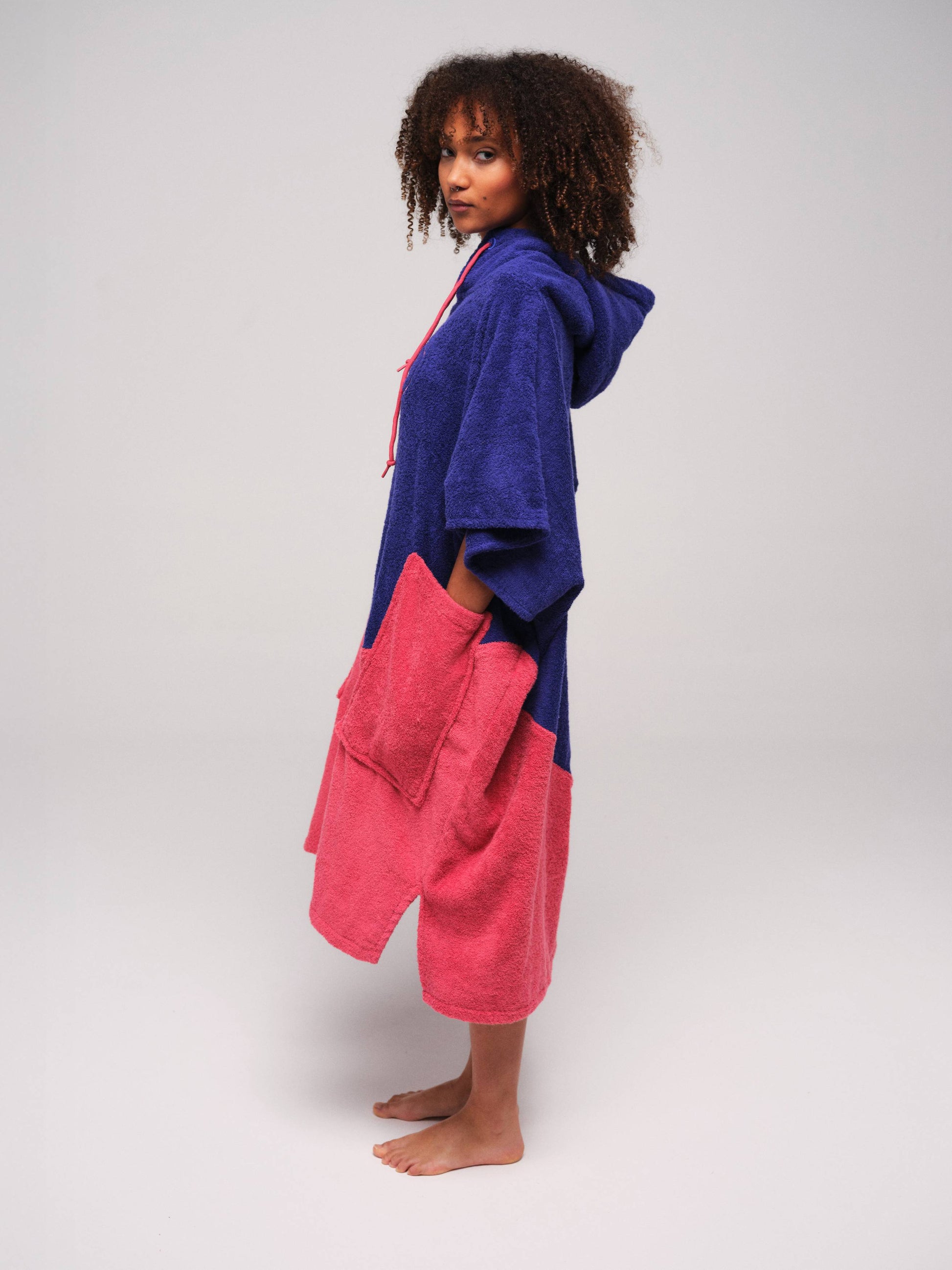 V Poncho Organic - Spectrum Rose One Size